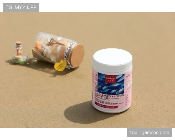 杨力维家的冰箱里居然塞满了蛋白粉,连饮料都喝零卡的 杨力维家的冰箱里居然塞满了蛋白粉,连饮料都喝零卡的